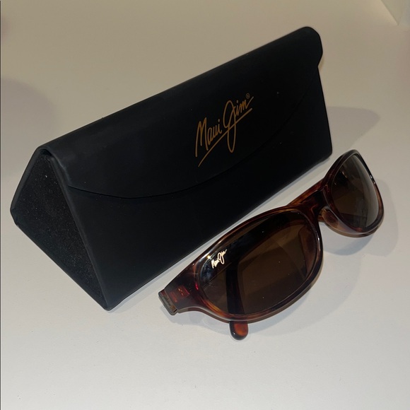 Maui Jim Women\'s Tortoise Shell Frame Sunglasses with Brown Lenses with case main image 5